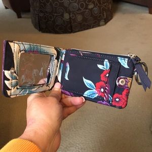 Vera Bradley Deluxe Zip ID with RFID - NWT